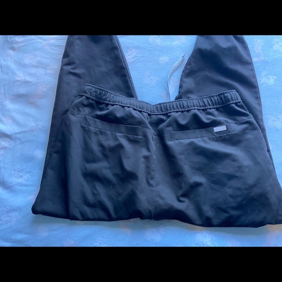 BLACK FIGS - Picture 5 of 6